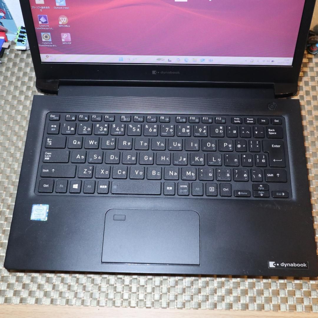 Win11公式対応 小型軽量 8世代Corei5|SSD|メ8G|無線|カメラ