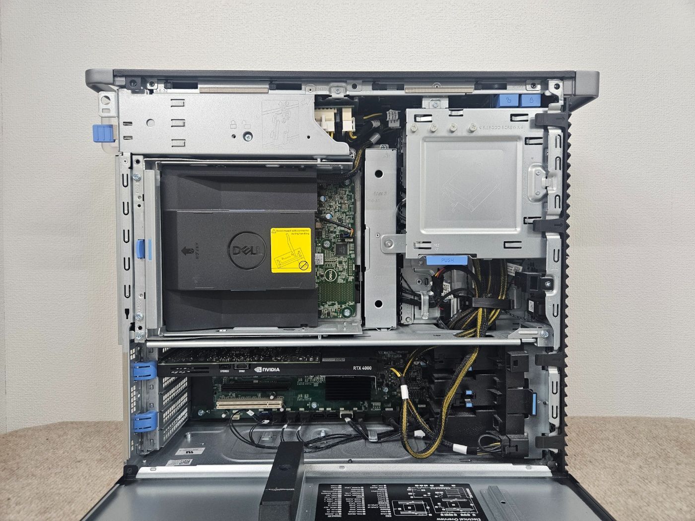 メモリ256GB