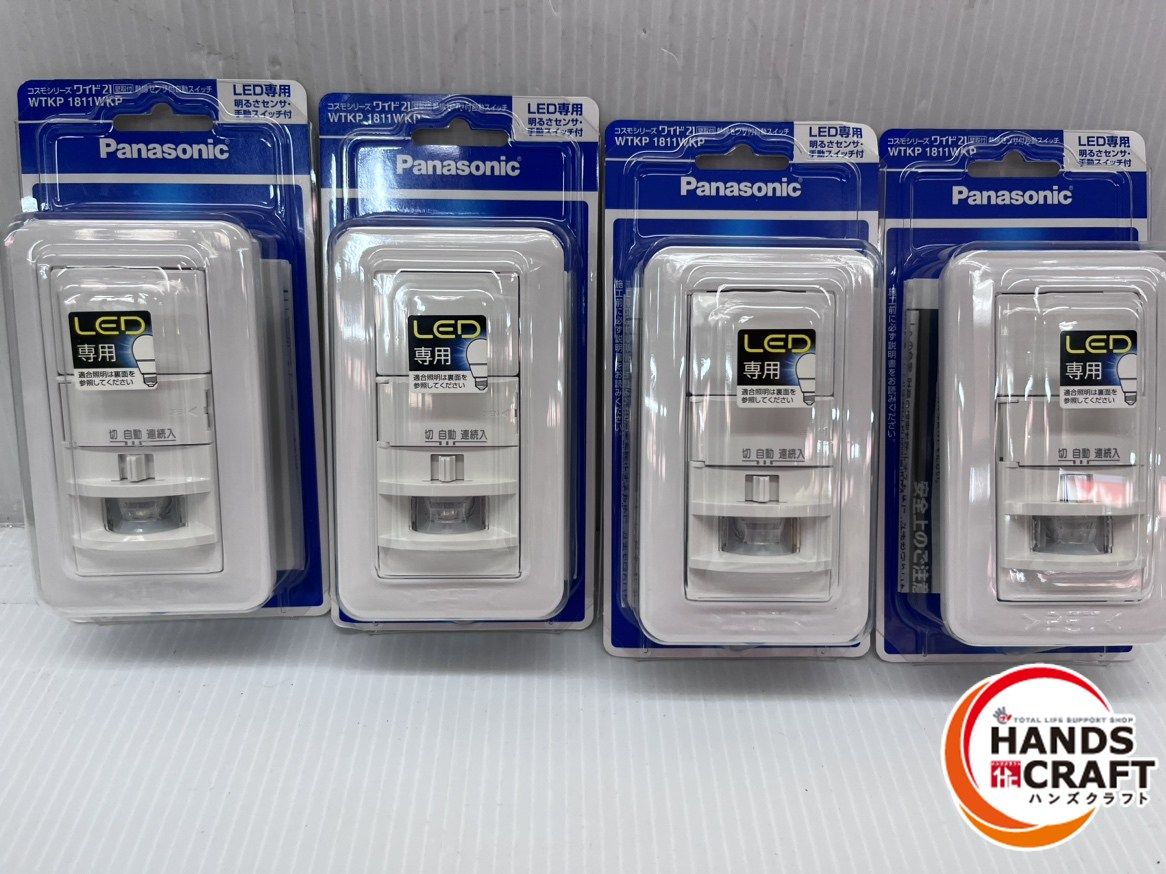 4個セット パナソニック Panasonic LED 熱線センサ付 自動スイッチ WTKP1811WKP コスモシリーズ ワイド21 ♥品