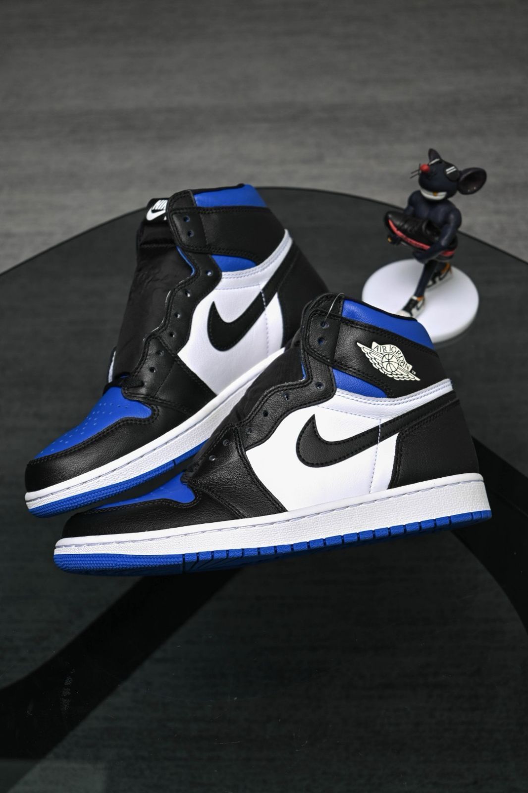 新品未使用 箱付 NIKE AIR JORDAN 1 RETRO HIGH OG "ROYAL TOE" (555088-041) ナイキ エアジョーダン 1 レトロ ハイ OG "ロイヤル トゥ"