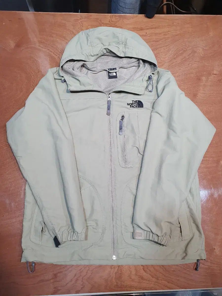 THE NORTH FACE ザノースフェイス ウィンドブレーカー サイズ100 オススメ 2200303