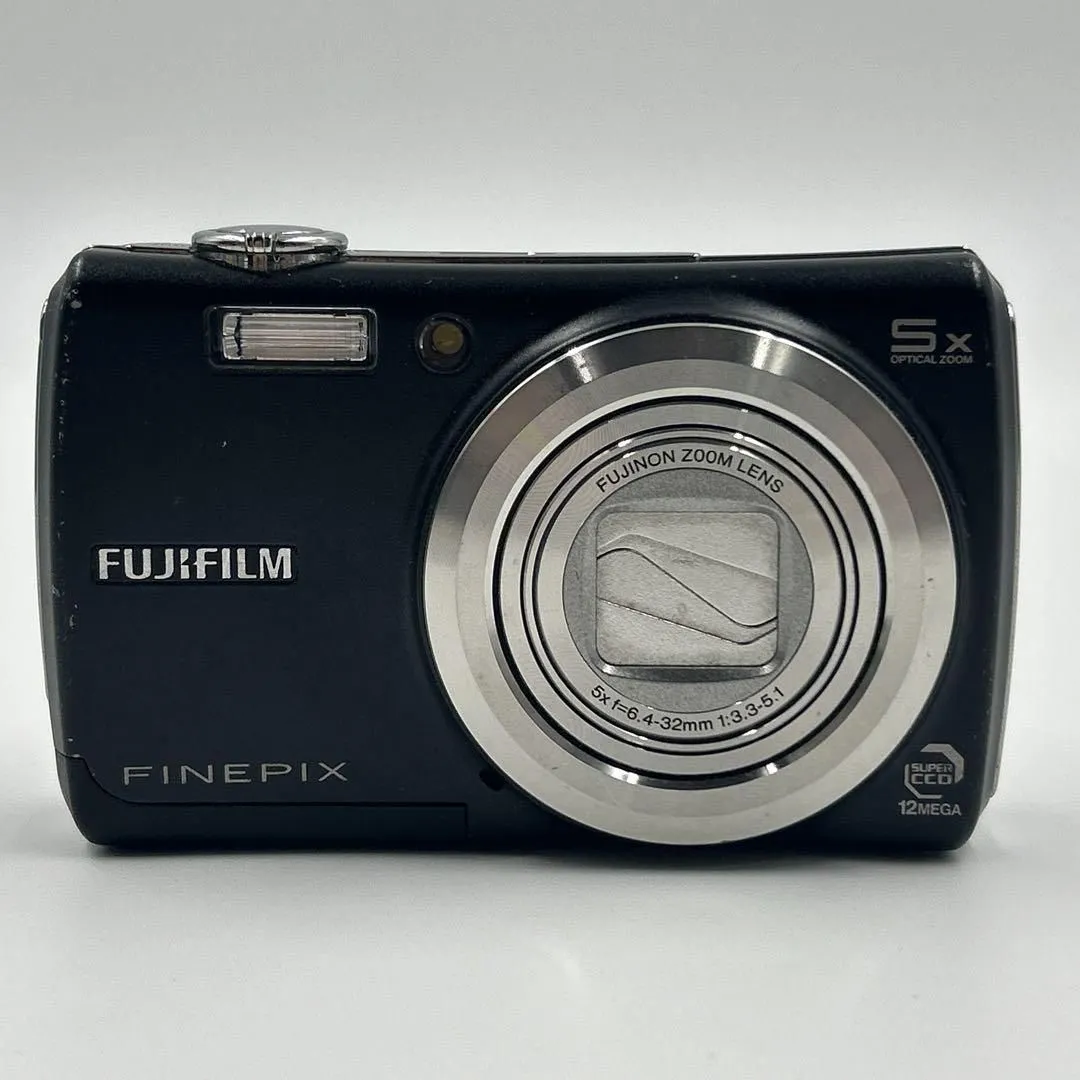 カメラ FUJIFILM/富士フイルム◇FINEPIX/F100FD/動作品/バッテリー付き