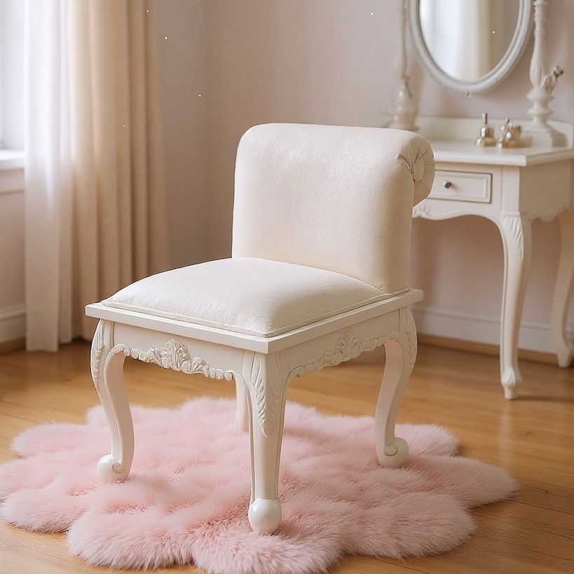 完成品 K 優雅な佇まい マホガニー使用 アンティークホワイト ダイニングチェア スツール ロココ調 懐古調スタイル クラシック エレガント 姫系 アンティーク風 姫系 マホガニー材 ヴィオレッタ