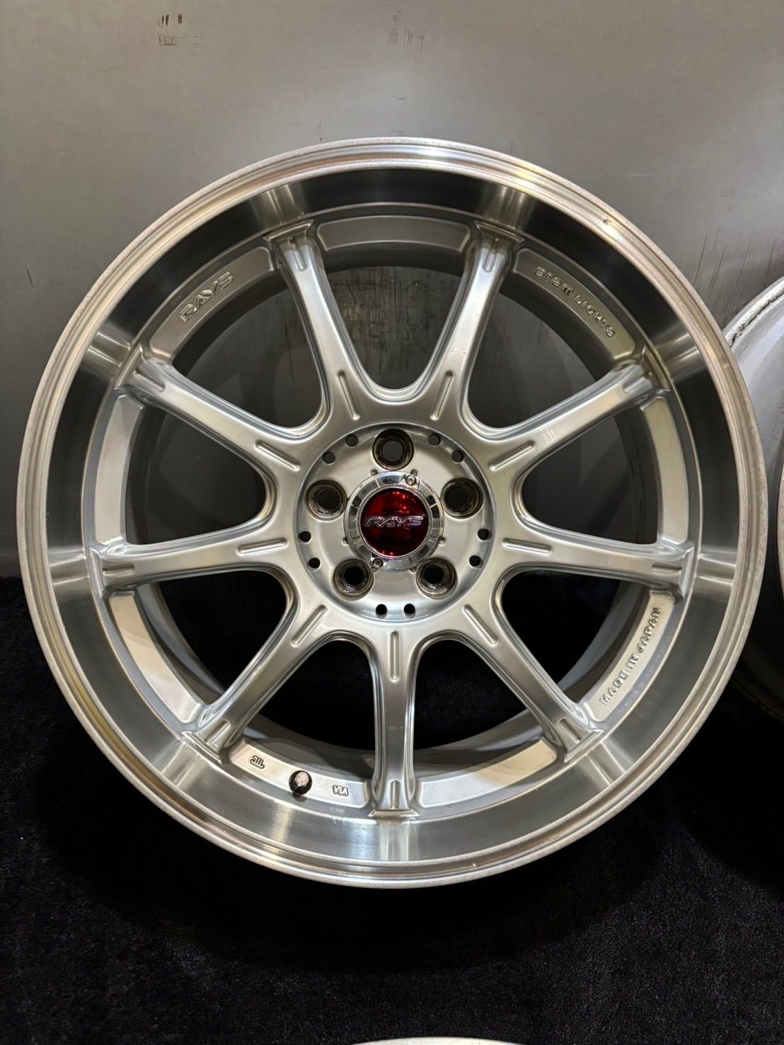 RAYS ホイール4本セット gramLIGHTS 57NR (6NJ) 18インチ 8.5J PCD:100