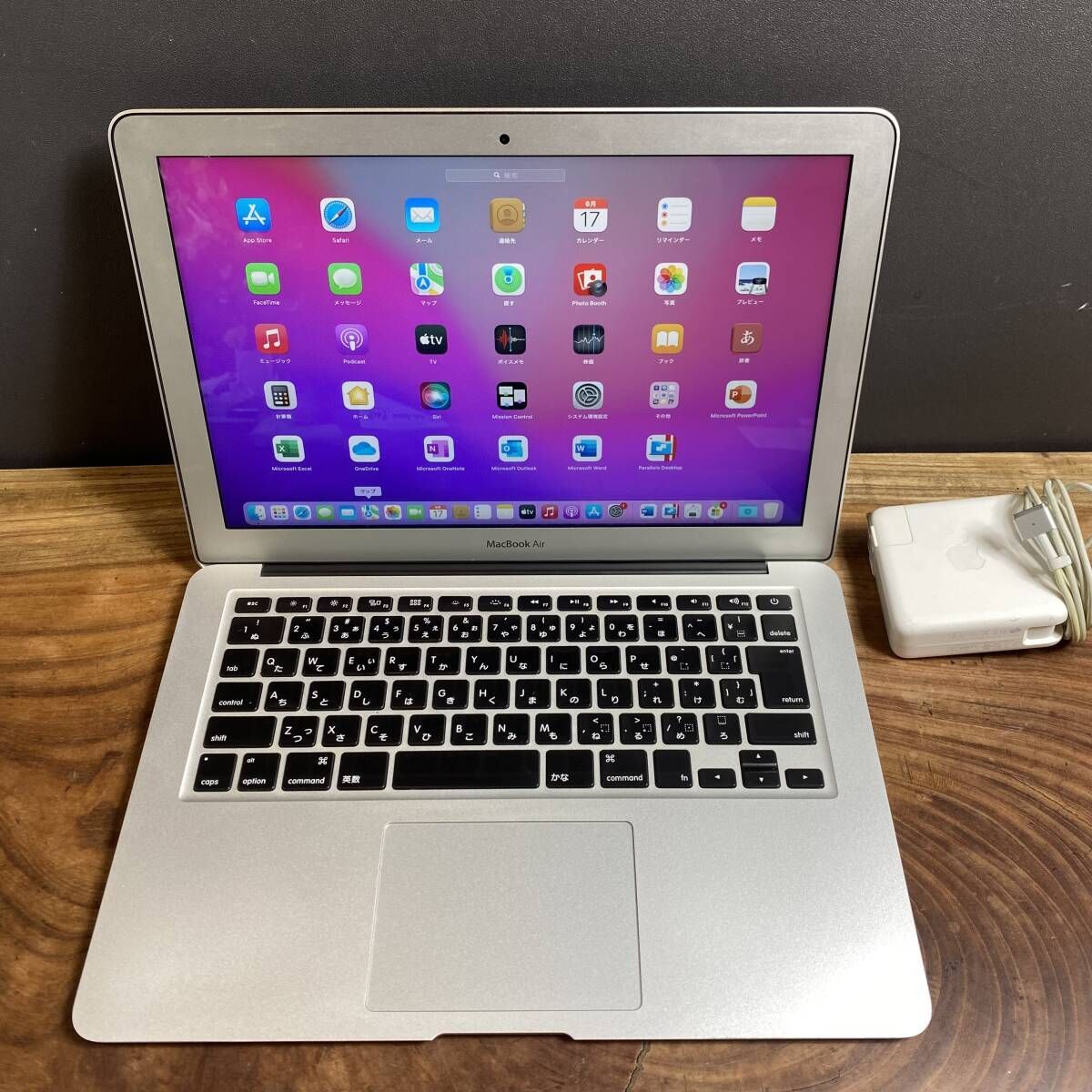 MacBook Air 13インチ 2017 i7/8GB/512GB バッテリ Apple - 2017 MacBook Air13インチi7 8GB 251GB 新品バッテリの