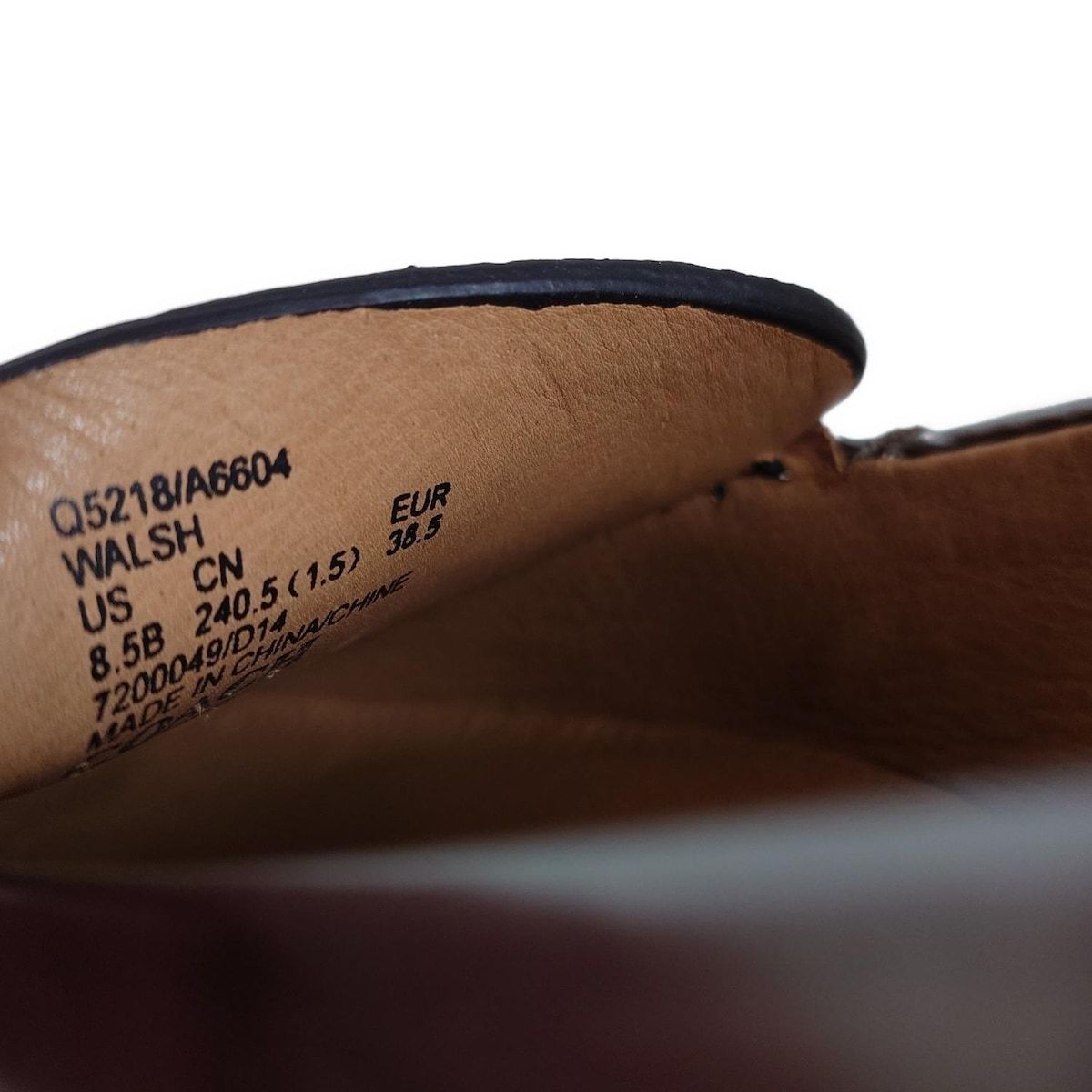 COACH フラットシューズ 　キャメル/ブラック Coach(コーチ) フラットシューズ(レディース) - 海外通販のBUYMA