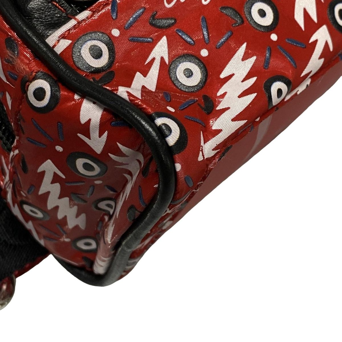 グラフィックプリント スタッズ