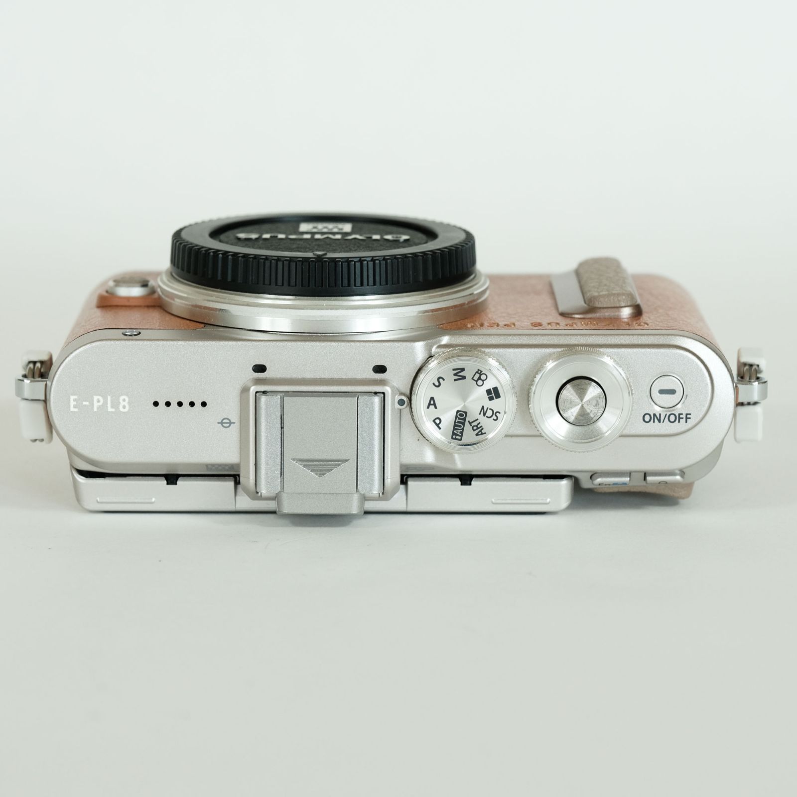 美品｜シャッター数5,667回] OLYMPUS PEN E-PL8 ボディ ブラウン / オリンパス / マイクロフォーサーズマウント /  ミラーレス一眼 - メルカリ