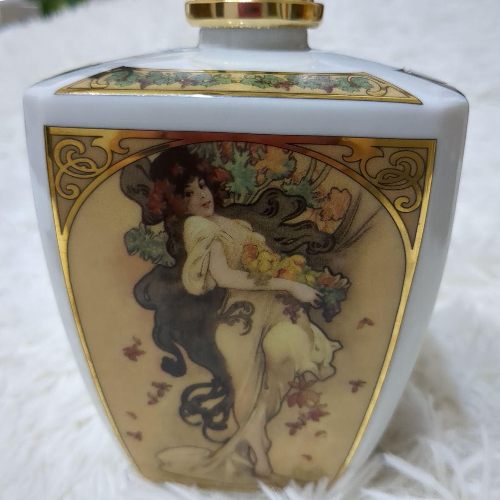 ランプベルジェ　ミュシャ（四季） ベルジェオイルランプ 四季 LBミュシャ・4シーズン - メルカリ