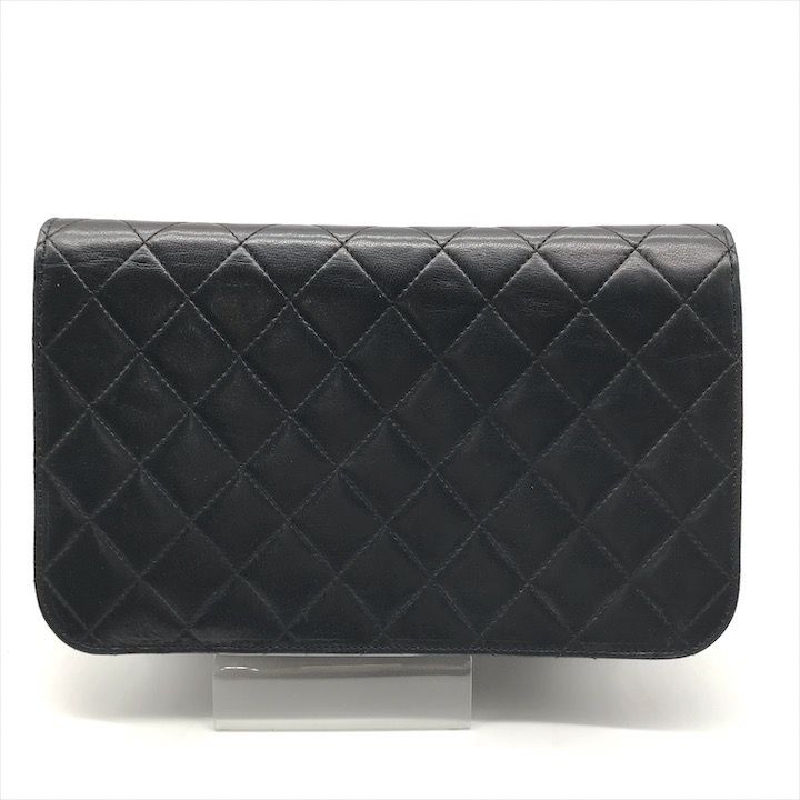 CHANEL シャネル