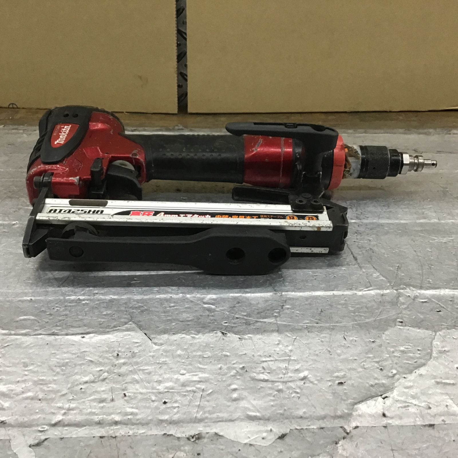 高圧エアタッカ AT425HA