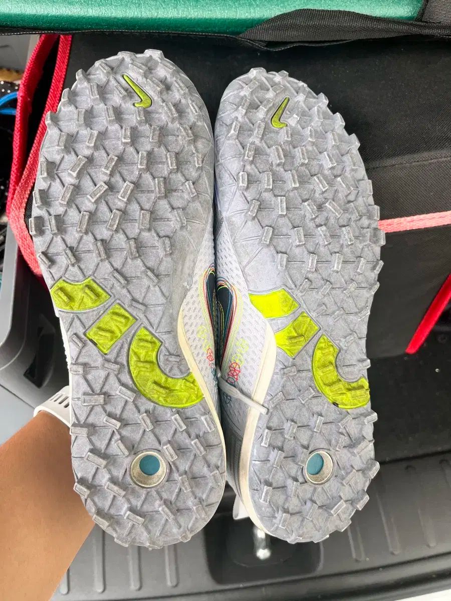 ナイキ ベイパー 15 プロ TF 265mm