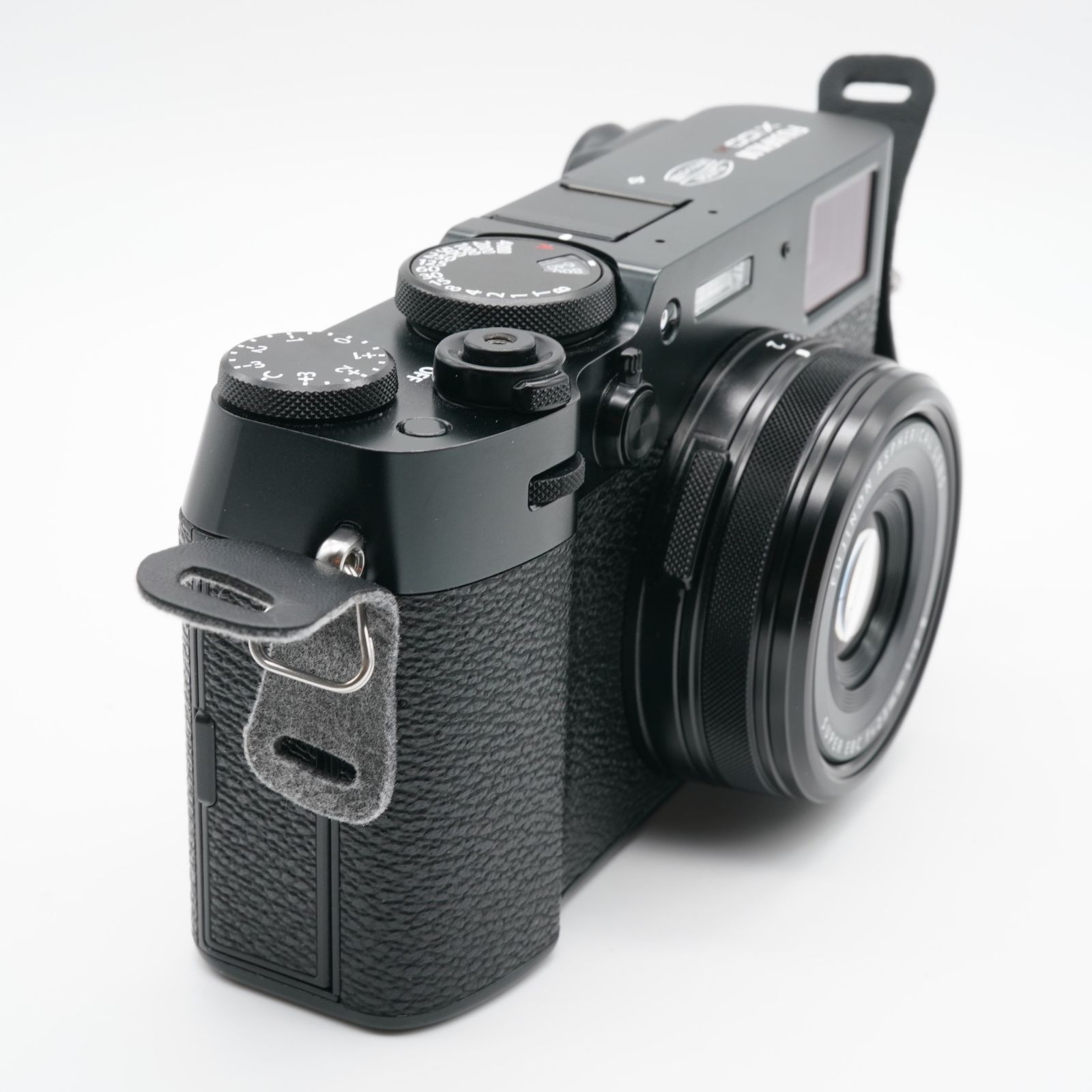 ほぼ新品 フジフイルム FUJIFILM X100VI ブラック 多言語モデル