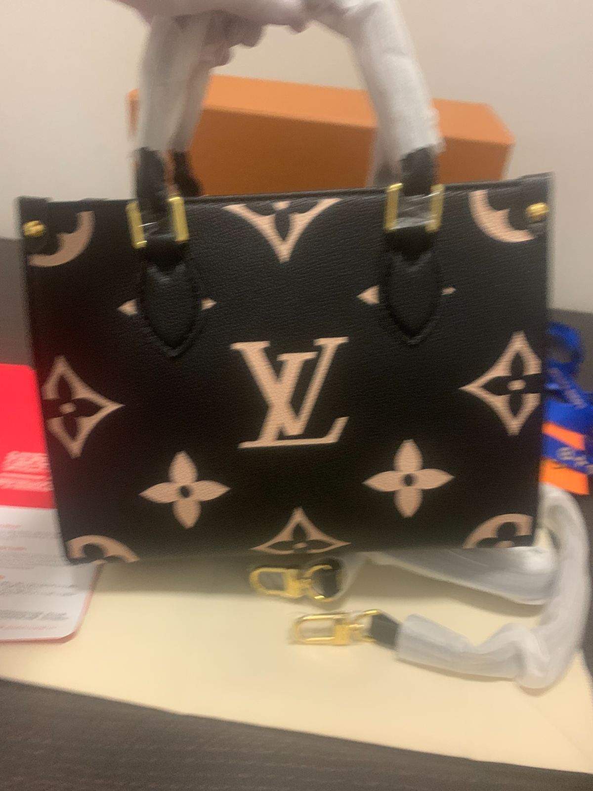 本日限定価格?LOUIS VUITTON ON THE GO PM ハンドバッグ - メルカリ