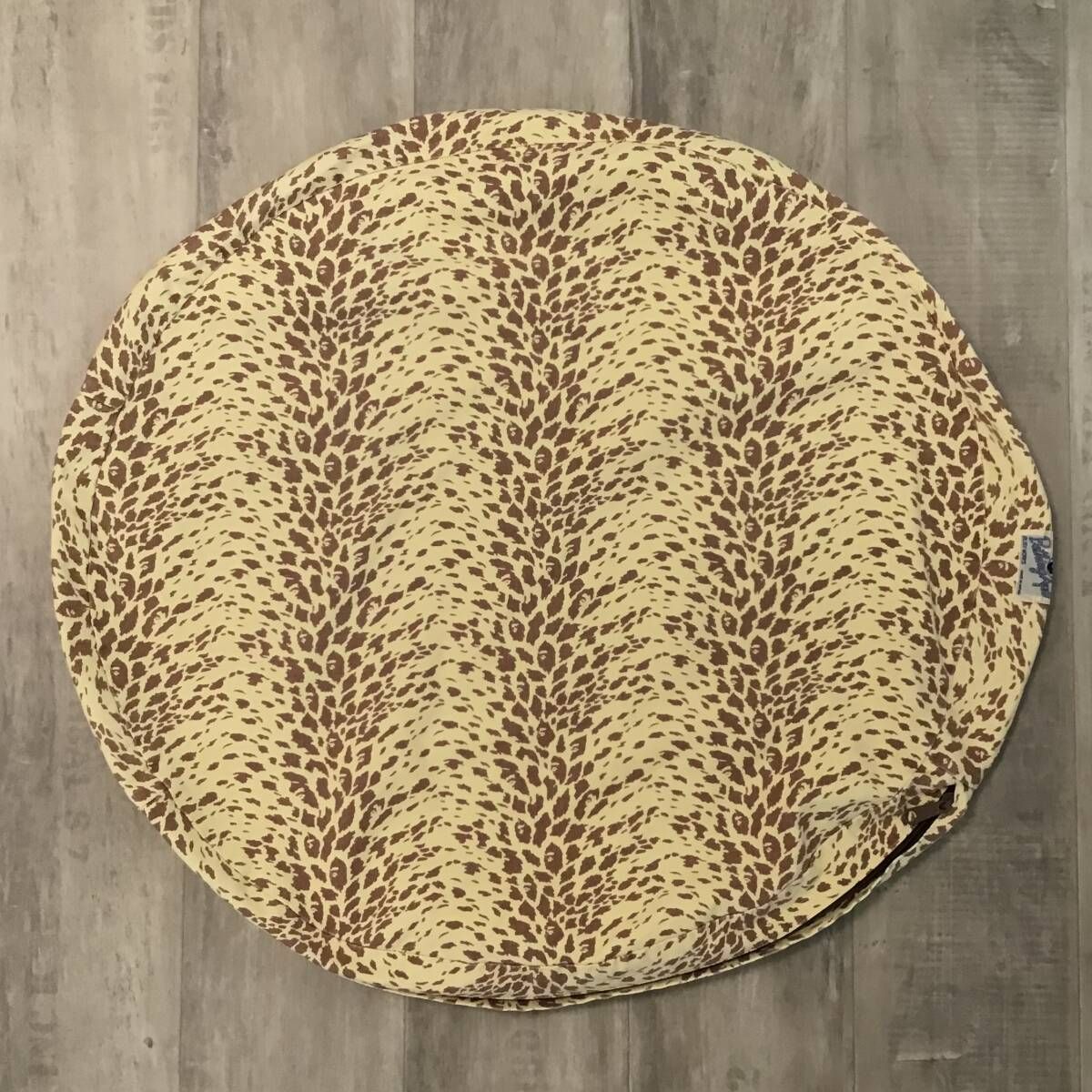 初期 ビッグ クッション カバー レオパード a bathing ape BAPE cushion leopard camo エイプ ベイプ アベイシングエイプ NIGO