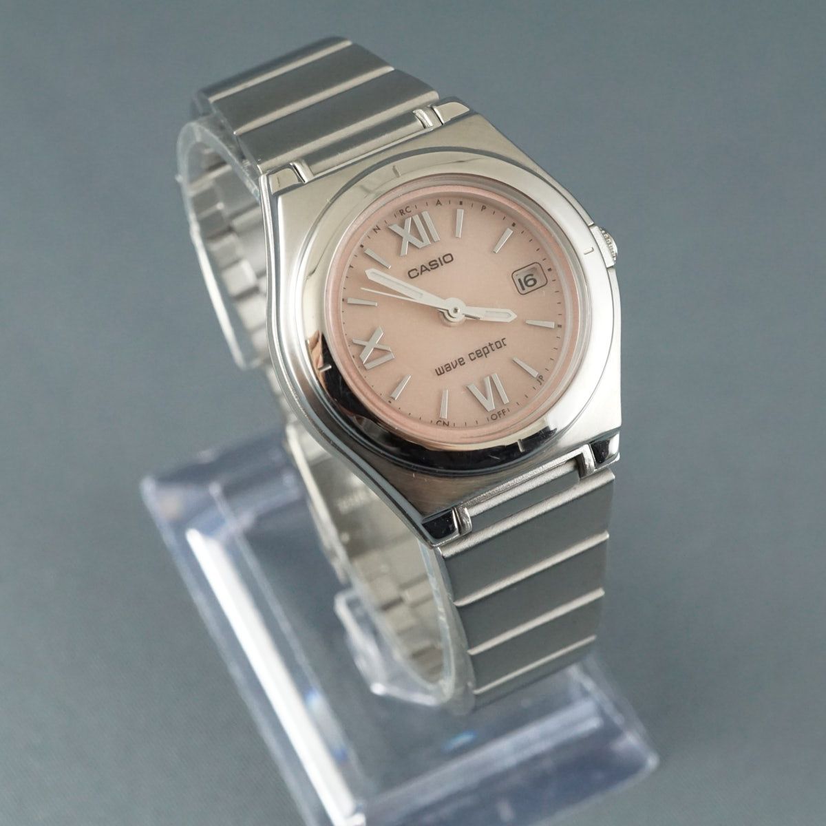 CASIO カシオ 腕時計 USED美品 LWQ-10DJ-4A1JF シルバー ピンク