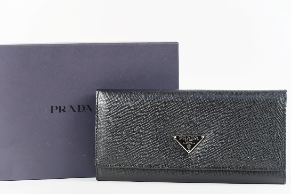 新品同様・未使用】PRADA プラダ サフィアーノレザー 二つ折り長財布 