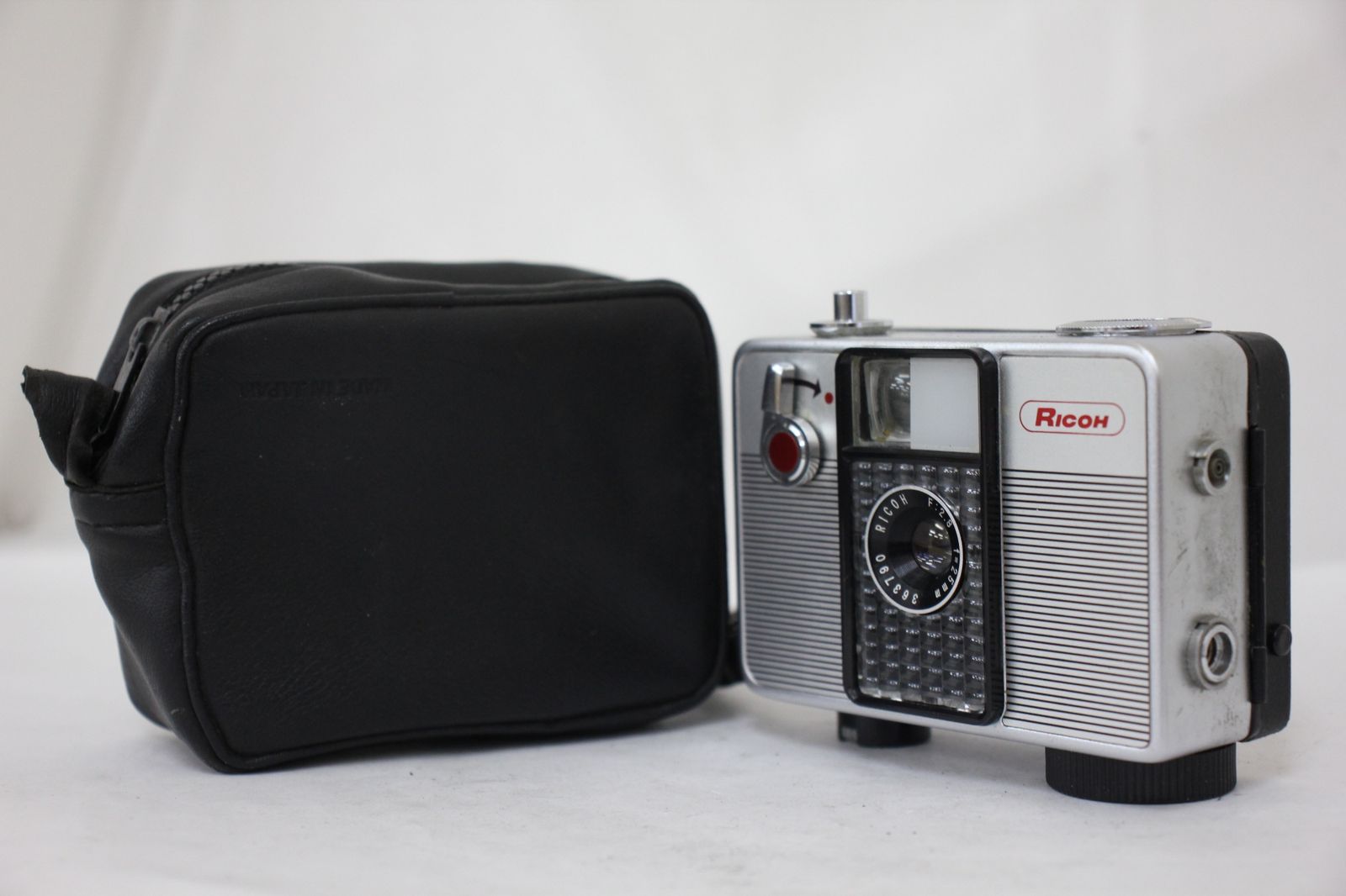 返品保証 リコー Ricoh AUTO HALF S 25mm F2.8 ソフトケース付き コンパクトカメラ e2646