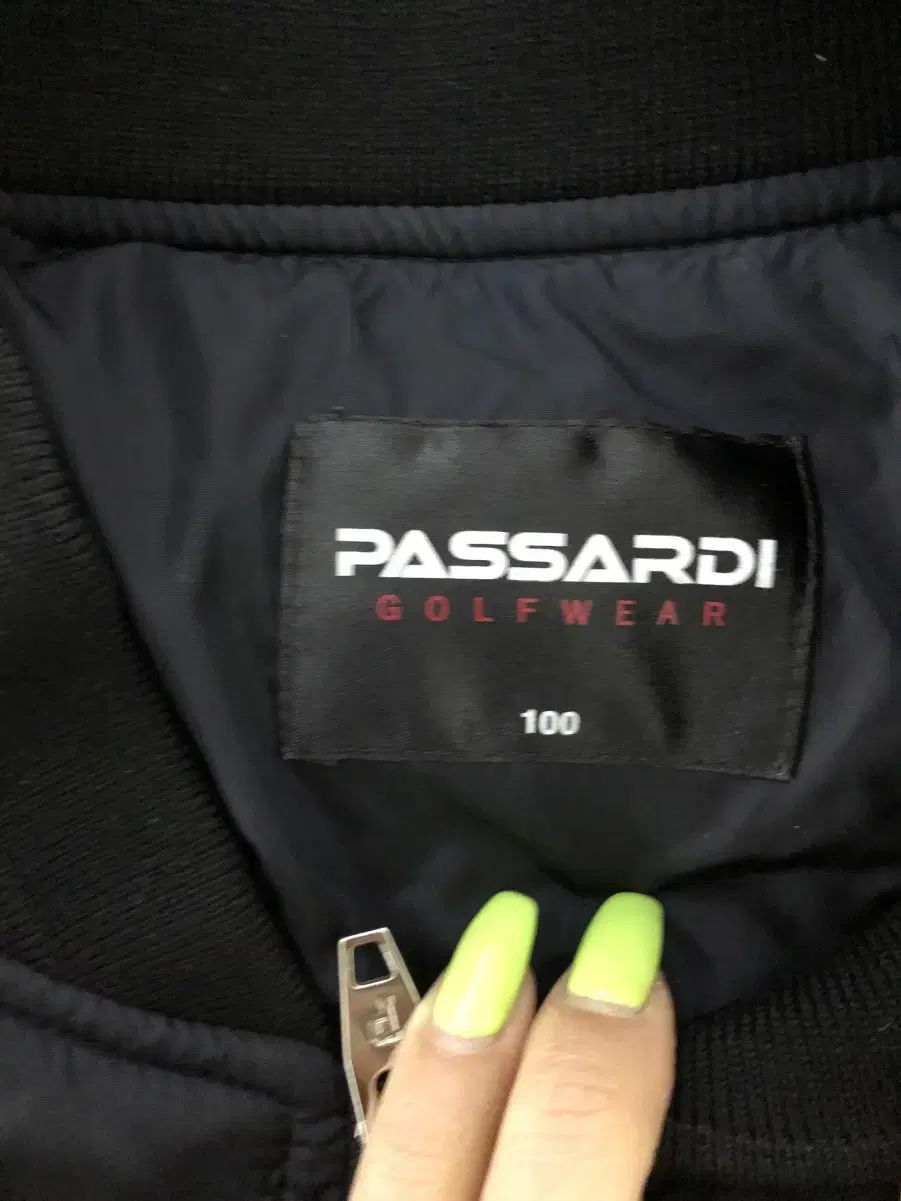 ダウン ブルゾン