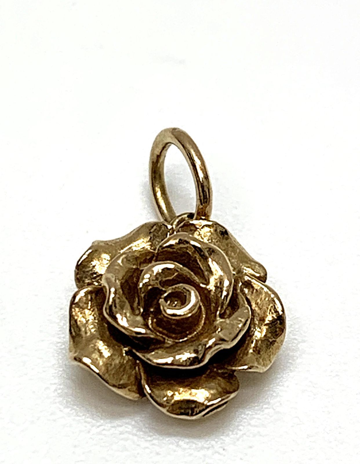 K18 バラ デザイン ペンダントトップ ネックレストップ 2.0g 薔薇 18金