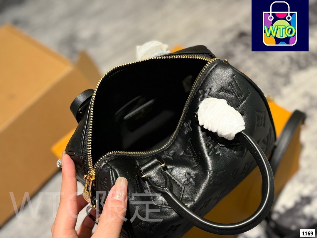毎日使いたい♪【Louis Vuitton】ショルダーバッグ LOUIS VUITTON ルイ?ヴィトン ショルダーバッグ Sロック