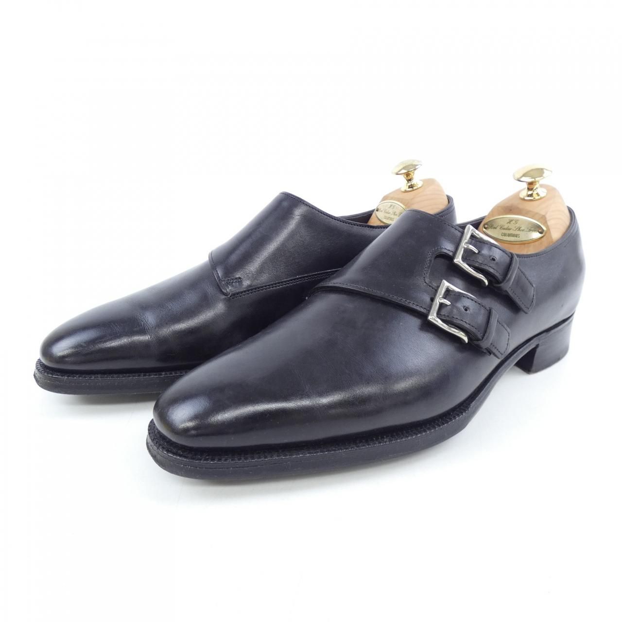 JOHN LOBB