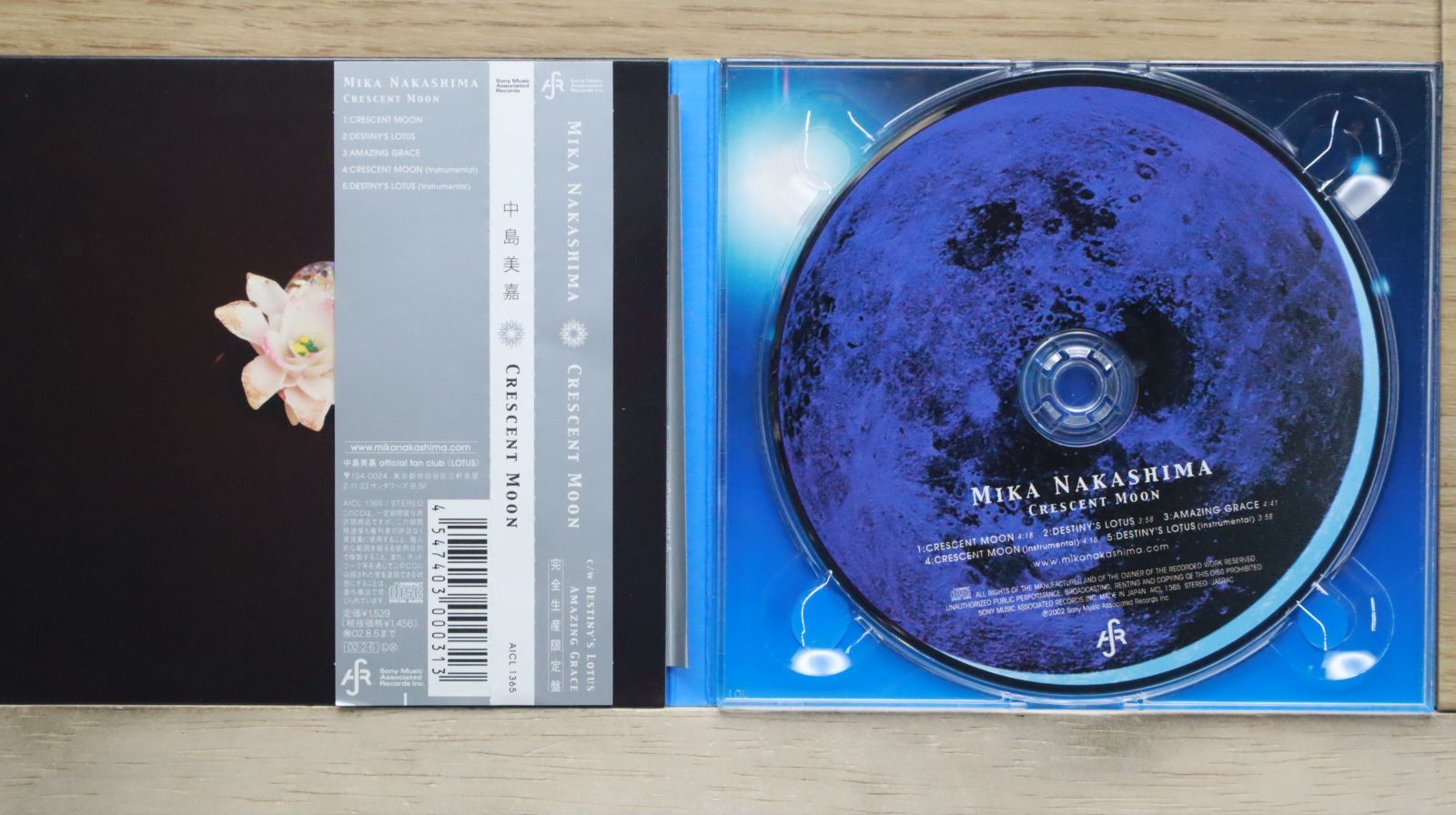国内盤CD☆中島美嘉/Mika Nakashima□ CRESCENT MOON 【AICL1365