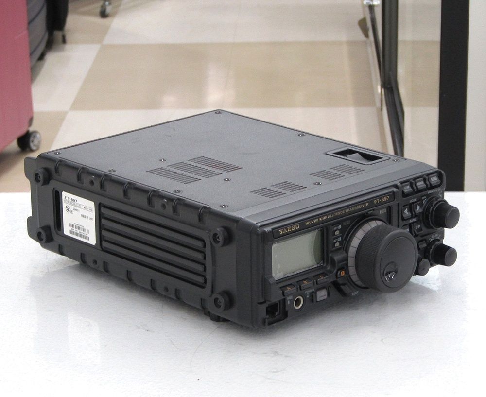 YAESU ヤエス FT-897 オールモード トランシーバー HF/VHF/UHF 無線