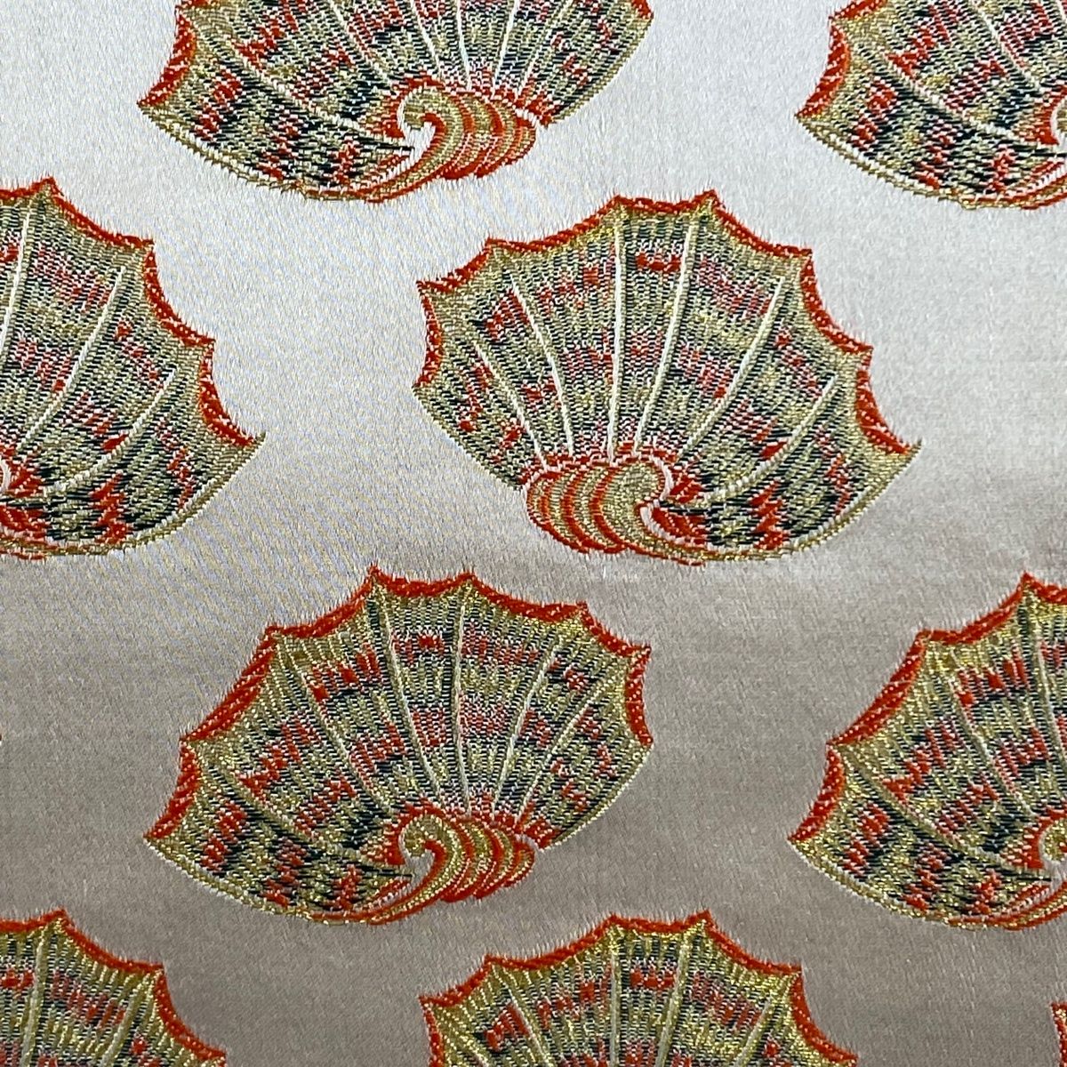 名古屋帯　鉄線花　黒地　金彩　着物　044a d 名古屋帯 鉄線花 黒地 金彩 着物 044a d