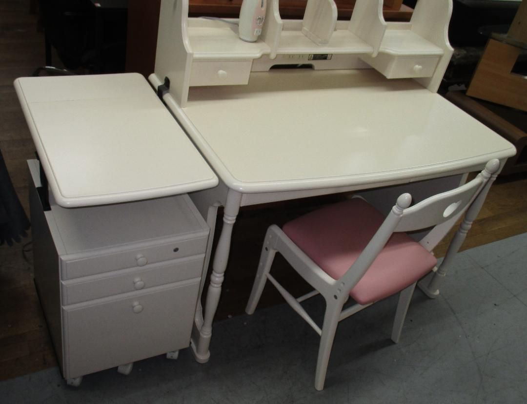 R433 高級 KARIMOKU カリモク ハート♡マック 学習机4点セット Used・キレイ ぷりんぷりんぷりん様専用R433 高級 KARIMOKU カリモクハート♡マック