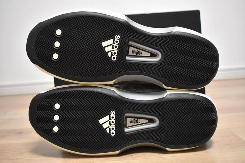 adidas CRAZY 1 コービーブライアント アディダスからコービーのシグネチャーモデルが16年ぶりに復刻