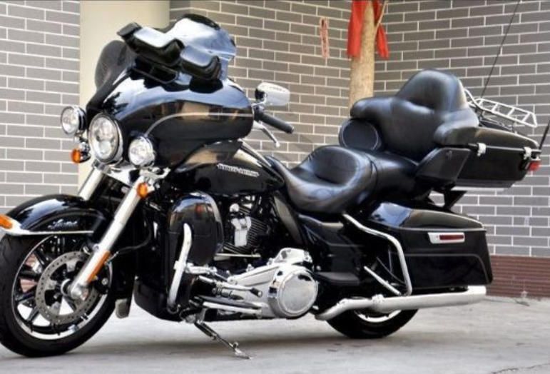 送料無料】ハーレー 大滑翔 ストリートグライド 14-20年モデル 改装後
