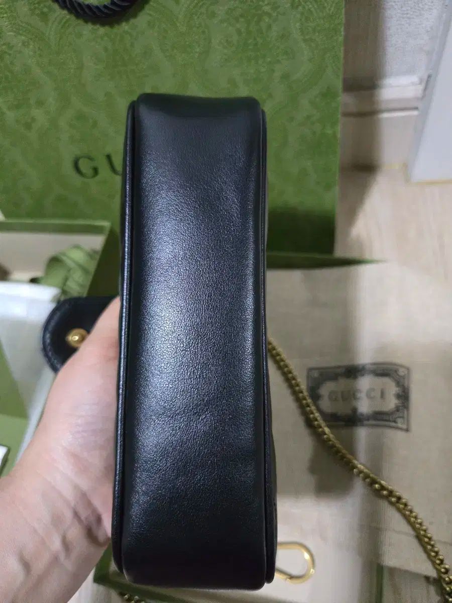 グッチ