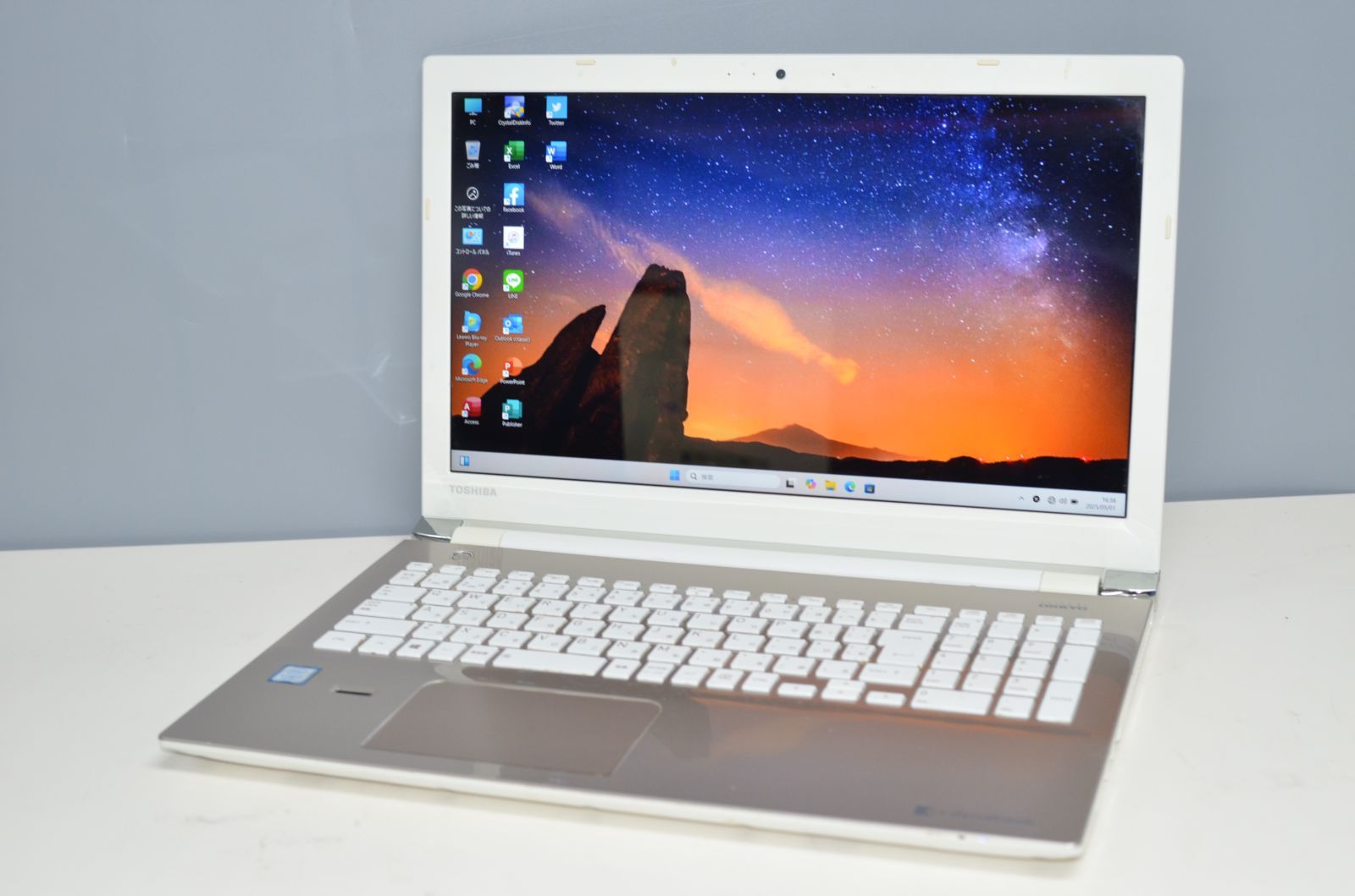 中古良品ノートパソコン 東芝 EX/65CG Windows11+office 中古良品ノートパソコン 東芝 EX/65CG Windows11+office の通販
