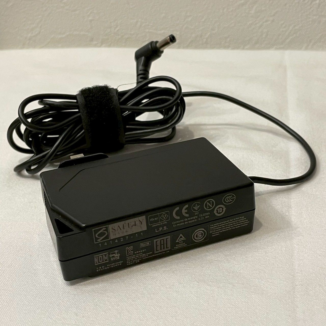 動作品 Intel|NUC|NUC7i3BNH|ミニPC|本体|ACアダプタ|i3搭載|No.3576