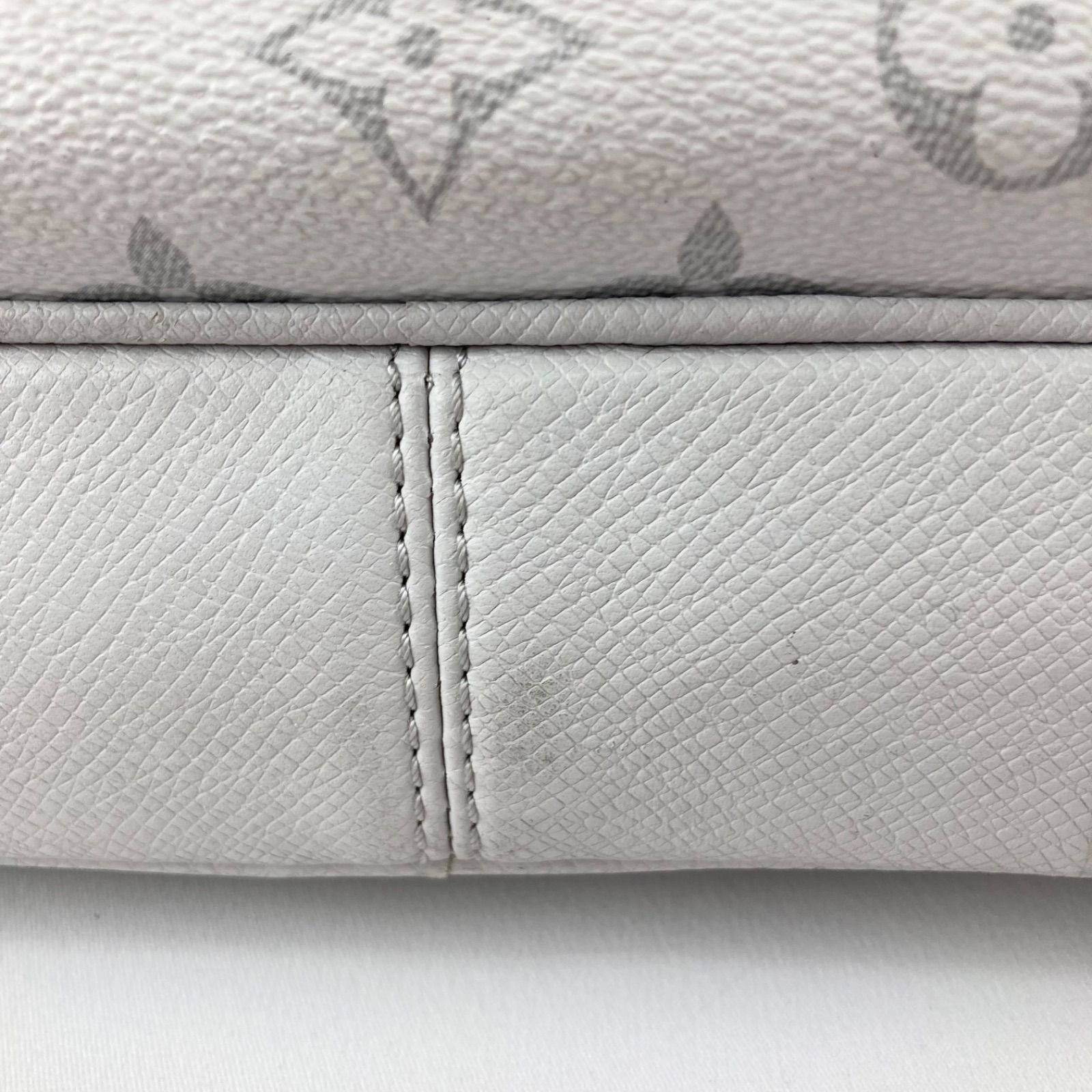 ショルダーバッグ バッグ