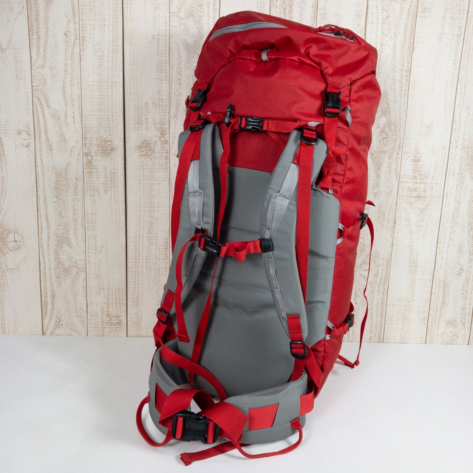 patagonia - Patagonia アセンジャニストパック　55L リュック　ナイロン　レッド Unisex OneSize レッド系】 2021 Patagonia ( パタゴニア