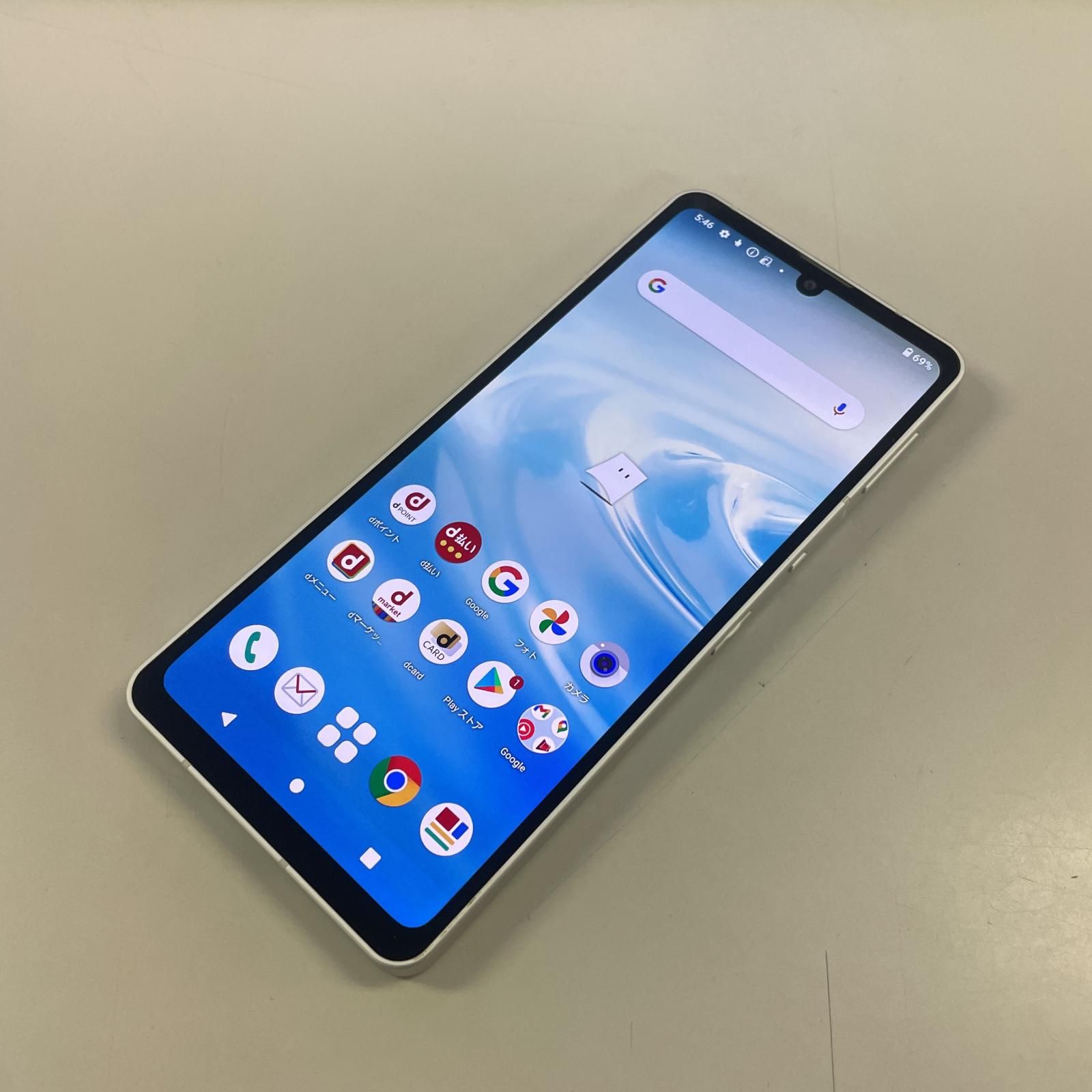 docomo AQUOS sense6 SH-54B シルバー