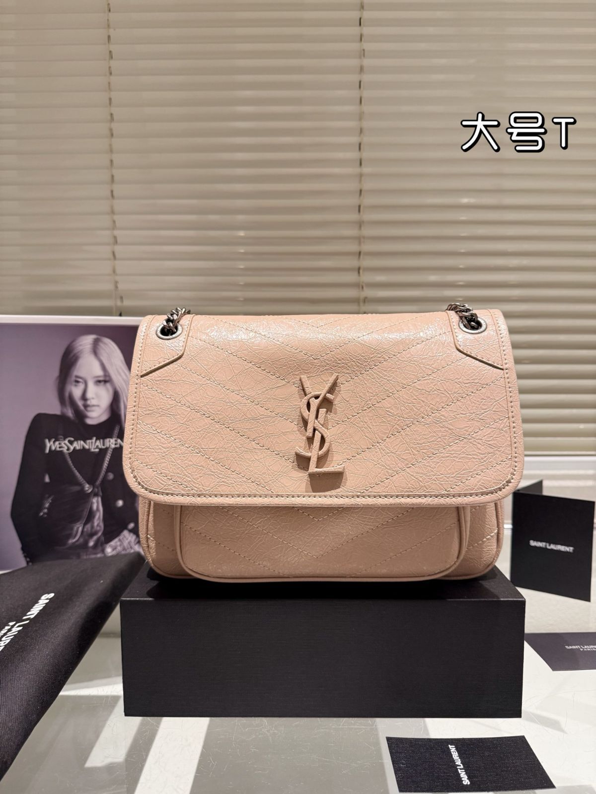 今日特価】YSL Niki ニキ バッグ（28cm） - メルカリ