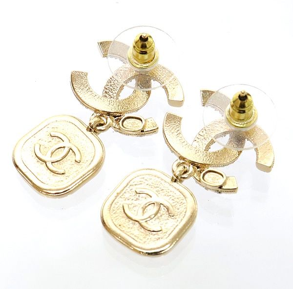 広尾店】 美品 シャネル CHANEL フェイクパールココマークピアス A21  