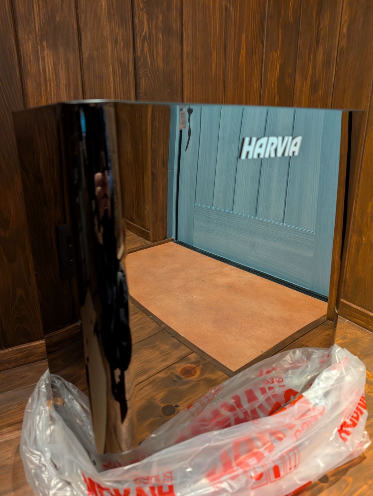 HARVIA THE.WALL60 ブラック　サウナストーブ　6kw230V HARVIA THE.WALL60 ブラック サウナストーブ 6kw230V - メルカリ