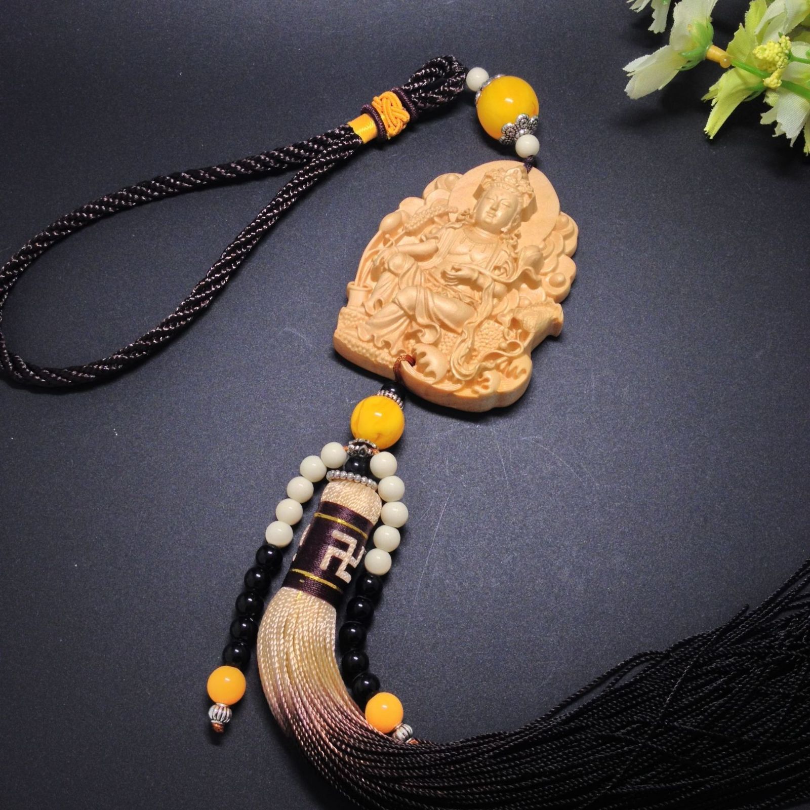 観音菩薩 神 神様 仏 仏像 木製 インテリア ペンダント 車 木彫 オブジェ 幸運 長寿 縁起物 魔除け 厄除 開運 幸運 財運 金運 安産祈願 無病息災 子宝 健康運 リビング
