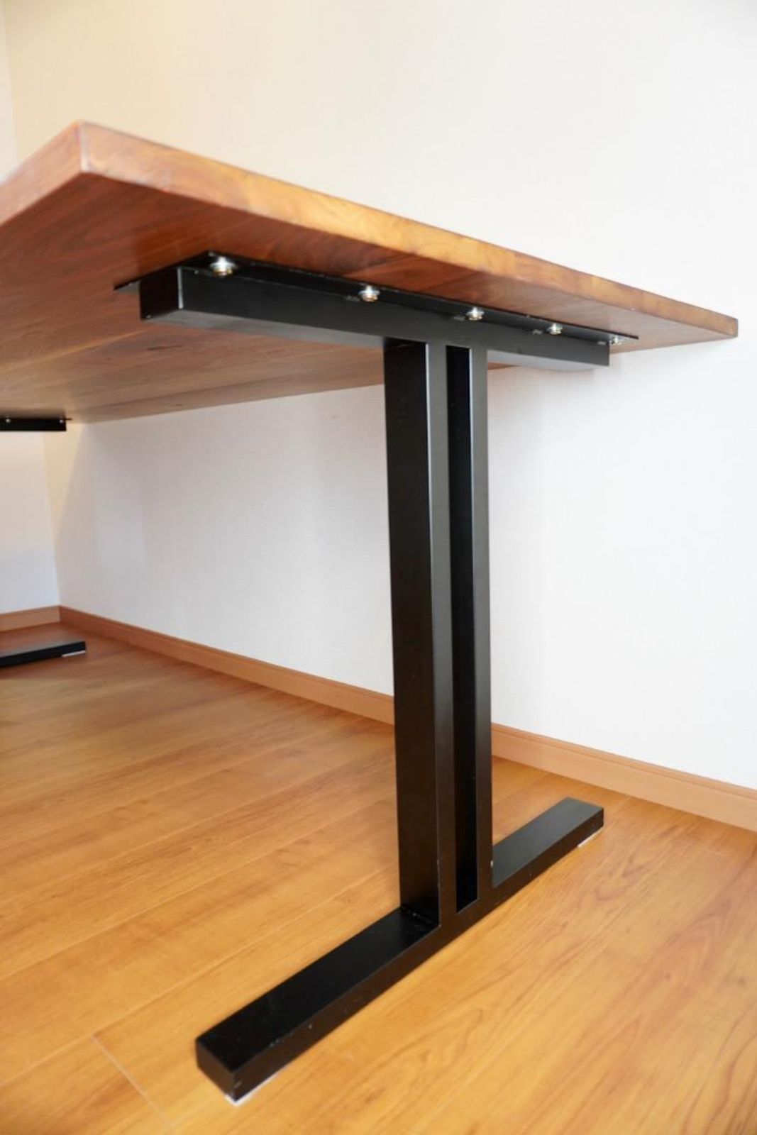 ダイニングテーブル