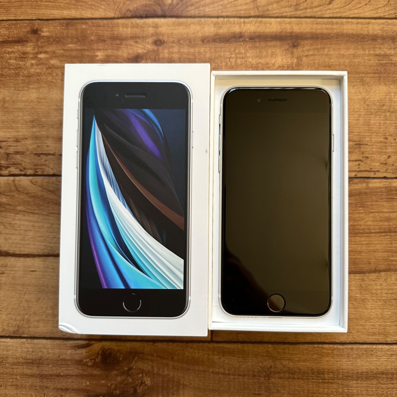 iPhone SE第2世代ホワイト （おまけ付き】iPhone SE 第2世代