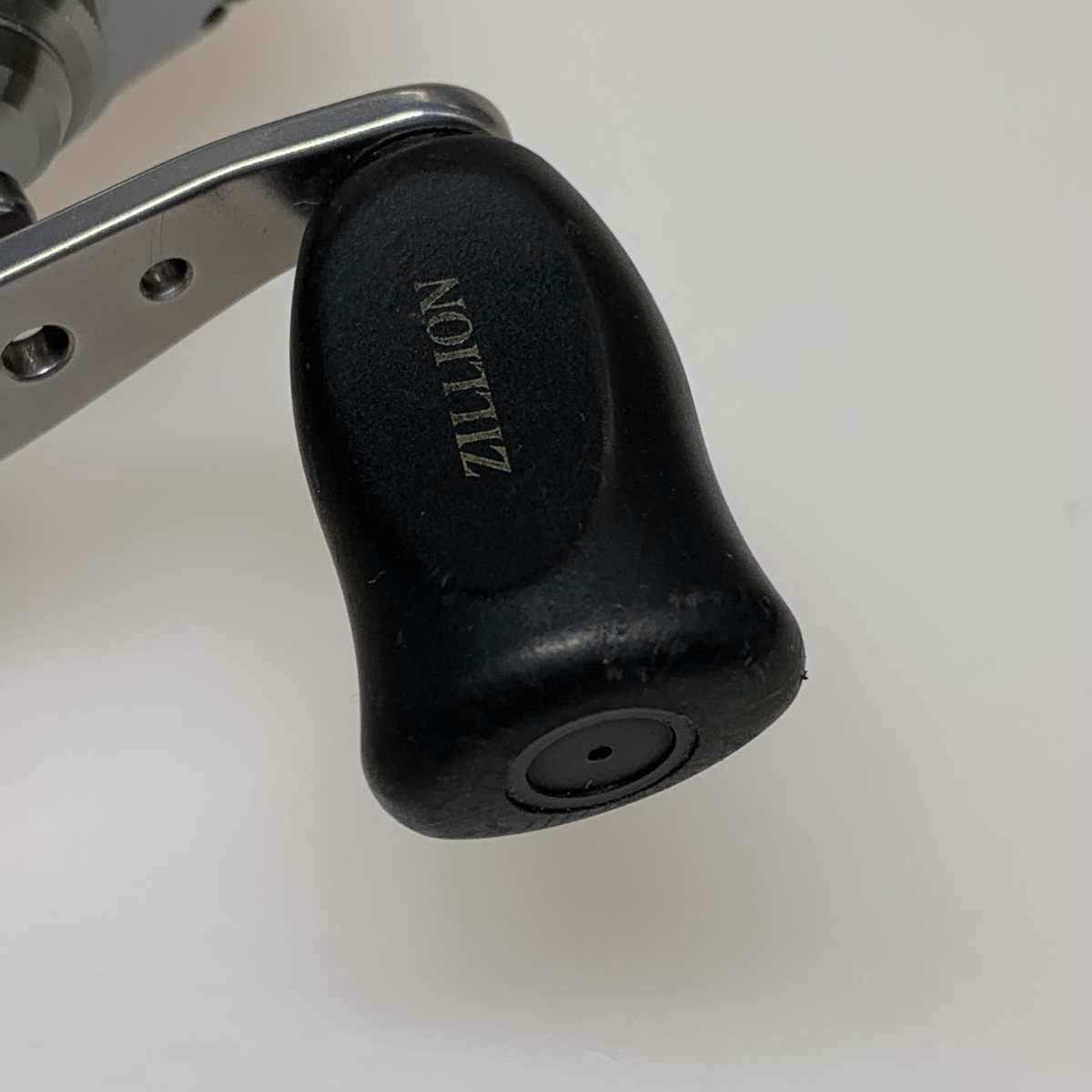  DAIWA ダイワ ベイトリール ZILLION 7.1 100 SHL 本体のみ ベイトリール(ルアー用) リール