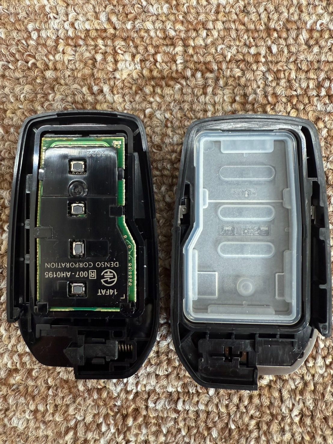 【美品】トヨタ スマートキー 007-AH0195 スマートキー トヨタ RAV4 PHV 007-AH0195 14FAT 黒 - メルカリ