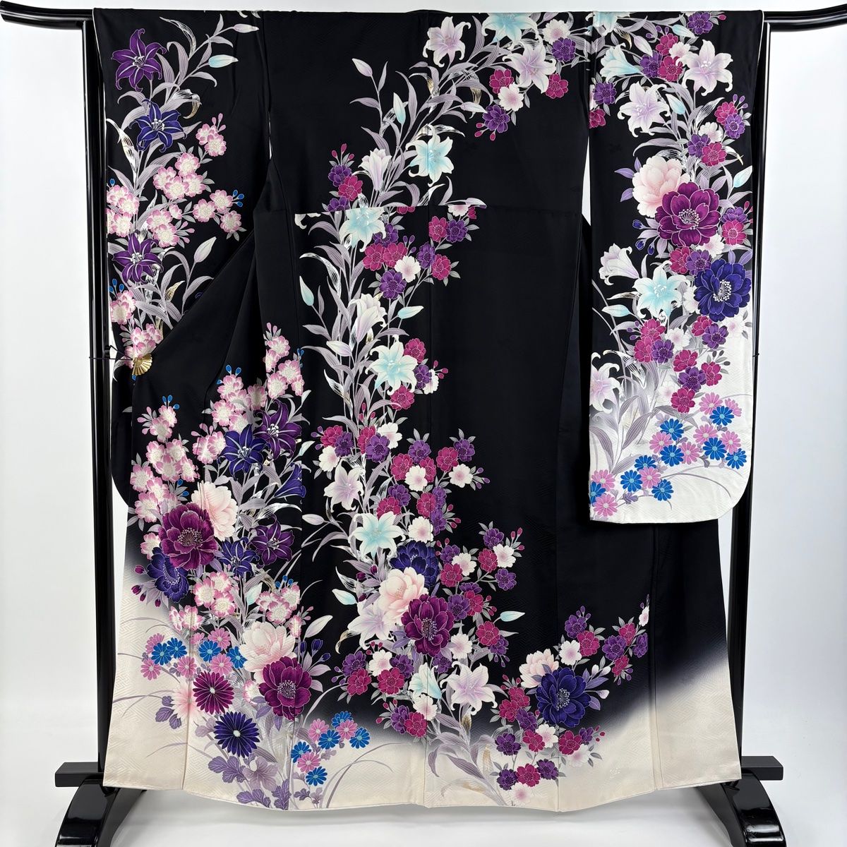 美品 振袖 牡丹 桜 吉祥花 黒 金彩加工 トールサイズ 身丈177cm 正絹 楽天市場】【成人式 振袖 レンタル】RS1359 正絹 黒 豪華金彩