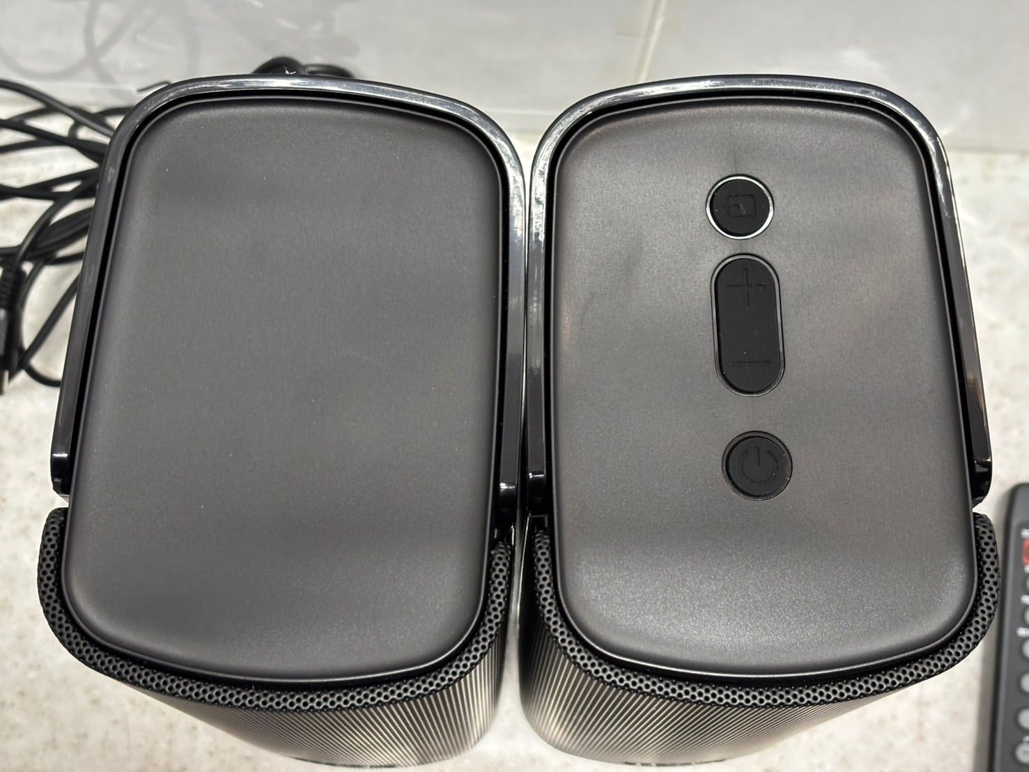 クリエイティブ・メディア Creative T100 2.75 inchフルレンジドライバー 40WRMSデジタルアンプ搭載 Bluetoo ◎Creative T100 スピーカー 公式ストア直販