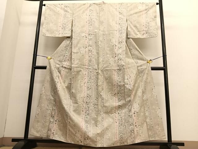 平和屋着物○白泥染の第一人者・絣の魔術師 恵積五郎 本場大島紬 恵