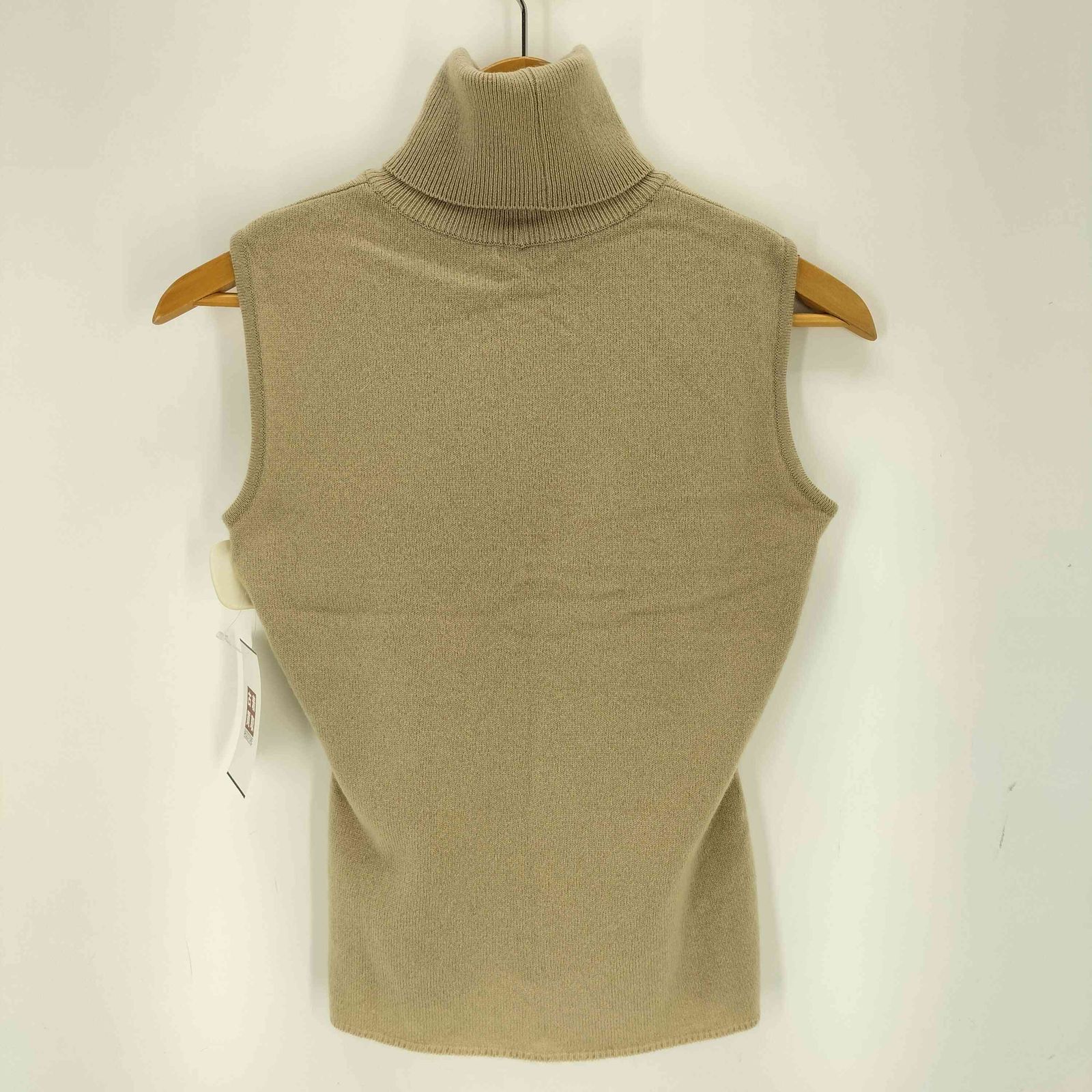 フォクシー　FOXEY カシミヤ100%ハイネック ニット ブラック　40 フォクシー FOXEY カシミヤ100%ハイネック ニット ブラック 40
